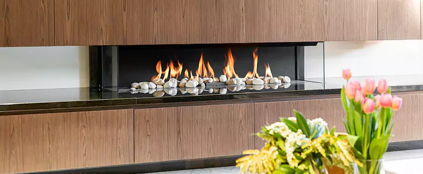 Outdoor Modern Fireplace Renovation Services in Chicoutimi, QC